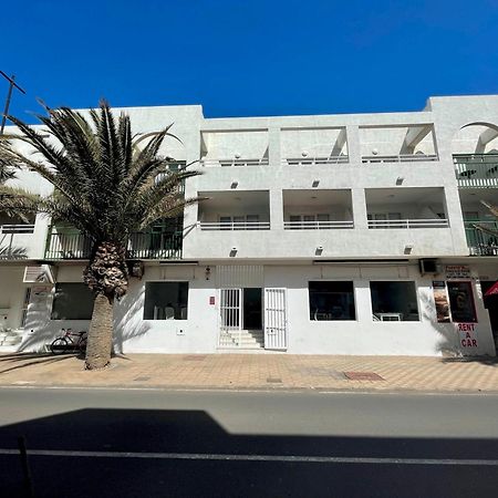 Хостел Corralejo Coliving By Amazzzing Travel Экстерьер фото